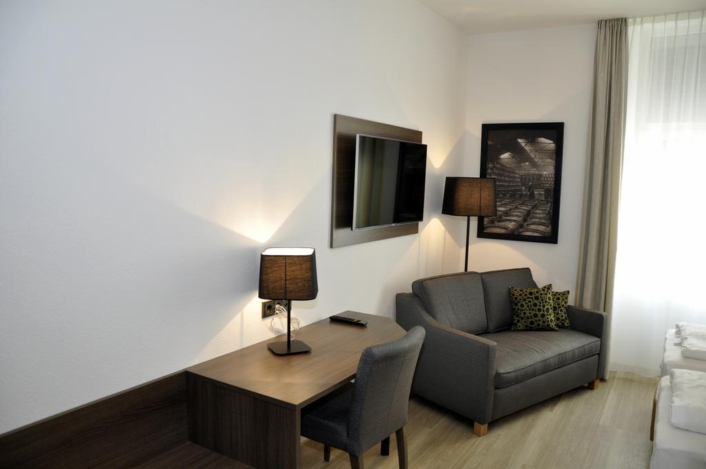 Brauhaus Falkenstein Lienz Kamer foto