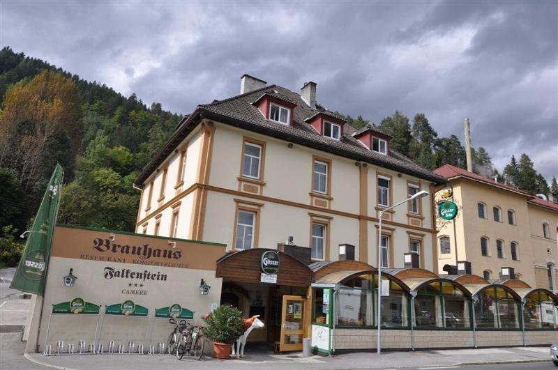 Brauhaus Falkenstein Lienz Buitenkant foto